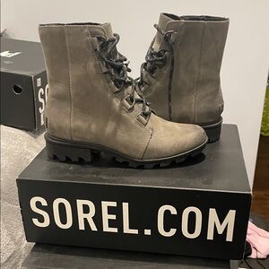 Sorel Women's Charcoal Lace-Up Combat Boots